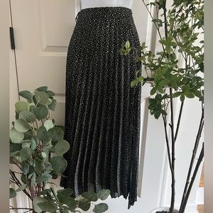 Zara Satin Black White Speckled Skater Skirt Size Small Like New